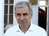 Россия и Абхазия к концу года подпишут новый договор о дружбе, который предполагает создание единого внешнего контура обороны Россия и Абхазия к концу года подпишут новый договор о дружбе, который предполагает создание единого внешнего контура обороны