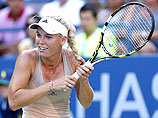 Во время матча US Open Возняцки чуть не оторвала себе голову (ВИДЕО) Во время матча US Open Возняцки чуть не оторвала себе голову (ВИДЕО)