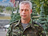 Украинские военные, которые попали в окружение под Иловайском, отказались сдавать оружие сепаратистам ради предоставления им коридора для отступления. Об этом заявил Андрей Лысенко