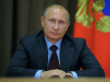 Накануне президент России Владимир Путин призвал "ополчение Новороссии" открыть гуманитарный коридор. В ночь на субботу договоренность подтвердила украинская сторона