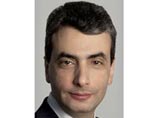 Избитый неизвестными депутат "Яблока" Лев Шлосберг связывает нападение с публикацией статьи о похоронах псковских десантников в газете "Псковская губерния", директором которой он является Избитый неизвестными депутат "Яблока" Лев Шлосберг связывает нападение с публикацией статьи о похоронах псковских десантников в газете "Псковская губерния", директором которой он является