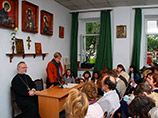 Очередной учебный год в Свято-Филаретовском православно-христианском институте (СФИ) начался по традиции с общей молитвы, поздравления новых студентов и актовой лекции