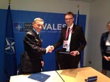 5 сентября министр обороны Эстонии Свен Миксер и главнокомандующий НАТО по трансформации генерал Жан-Поль Паломеро подписали в четверг договор о намерениях по созданию в Эстонии киберполигона НАТО