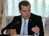 Согласно поручению премьер-министра РФ Дмитрия Медведева, 15 августа этого года на сайте ФАС была открыта "горячая линия" по вопросам повышения цен на продовольствие