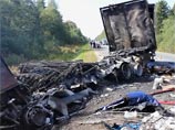 В Псковской области произошло крупное ДТП: в результате лобового столкновения BMW с грузовиком MAN погибли пять человек, сообщает областное ГУ МВД В Псковской области произошло крупное ДТП: в результате лобового столкновения BMW с грузовиком MAN погибли пять человек, сообщает областное ГУ МВД