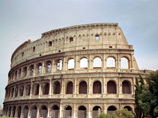Итальянский подросток впал в кому после попытки сделать селфи на фоне Колизея