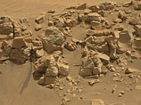 Уфологи "нашли" на Марсе воду - по снимкам NASA