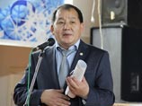 Судебные приставы отобрали iPhone у вице-мэра Якутска за неуплату налогов Судебные приставы отобрали iPhone у вице-мэра Якутска за неуплату налогов
