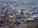 Житель Львова пожаловался на туристов из Москвы, которые избили и покусали его под крики "Слава Путину!" Житель Львова пожаловался на туристов из Москвы, которые избили и покусали его под крики "Слава Путину!"
