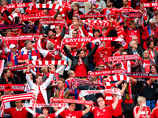 Футбольные фанаты мюнхенской "Баварии" выразили намерение поддержать 30 сентября свою команду в гостевом матче группового этапа Лиги чемпионов с московским ЦСКА, несмотря на решение УЕФА о проведении матча при пустых трибунах