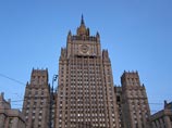 В МИДе РФ между тем раскритиковали США за "нелогичные" санкции и отказались их обсуждать
