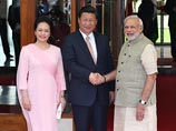 Си Цзиньпин прибыл в Индию с официальным визитом 17 сентября, когда индийский премьер-министр Нарендра Моди отмечал 64-летие. В итоге председатель КНР вместе с женой присоединились к праздничному ужину, который состоял из 150 блюд
