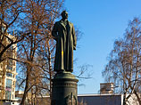 Дивизии внутренних войск МВД вернули имя Дзержинского, вызвав возмущение правозащитников Дивизии внутренних войск МВД вернули имя Дзержинского, вызвав возмущение правозащитников