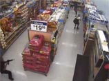 В США полицейские застрелили мужчину в супермаркете, рассматривавшего пневматическую винтовку перед покупкой В США полицейские застрелили мужчину в супермаркете, рассматривавшего пневматическую винтовку перед покупкой
