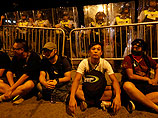 Сидячая забастовка в Гонконге: центр города блокирован, протестующие огласили требования