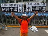 Первая леди Китая "подразнила" оставшихся без Instagram демонстрантов в Гонконге, опубликовав фото