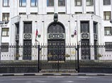 Гудков написал соответствующий запрос в военное ведомство в конце августа. Спустя месяц, 29 сентября, ему ответили, что информация о якобы погибших на Донбассе российских солдатах является "слухами, распространяемыми украинскими и западными СМИ" Гудков написал соответствующий запрос в военное ведомство в конце августа. Спустя месяц, 29 сентября, ему ответили, что информация о якобы погибших на Донбассе российских солдатах является "слухами, распространяемыми украинскими и западными СМИ"