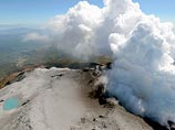 Извержение вулкана угрожает проведению этапа "Формулы-1"