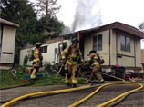 О необычной спасательной операции в своем Twitter рассказали американские пожарные из города Лейси в штате Вашингтон