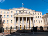 Топ-менеджеры "Системы" отрицают, что сократили свое участие в капитале компании до того, как стало известно об аресте акций "Башнефти" Топ-менеджеры "Системы" отрицают, что сократили свое участие в капитале компании до того, как стало известно об аресте акций "Башнефти"
