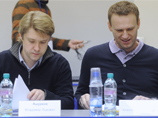 Владимир Ашурков, один из ближайших соратников находящегося под домашним арестом оппозиционера Алексея Навального, сообщил, что попросил у правительств Великобритании и Северной Ирландии политическое убежище