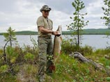 Как ранее заявил его пресс-секретарь Дмитрий Песков, этот день глава государства проведет в тайге. ТАСС отмечает, что впервые за 16 лет на высших государственных постах Путин решил взять в свой день рождения выходной Как ранее заявил его пресс-секретарь Дмитрий Песков, этот день глава государства проведет в тайге. ТАСС отмечает, что впервые за 16 лет на высших государственных постах Путин решил взять в свой день рождения выходной