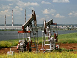 Обвал рубля помогает бюджету РФ восполнить потери от снижения цен на нефть Обвал рубля помогает бюджету РФ восполнить потери от снижения цен на нефть