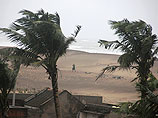 Циклон "Хадхад" ударил по побережью Индии, минимум шесть погибших