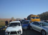 Пятьдесят автомобилей столкнулись на Кубани, виновниками называют чересчур резвых водителей Пятьдесят автомобилей столкнулись на Кубани, виновниками называют чересчур резвых водителей