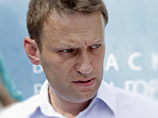 Изучив фото Губарева, оппозиционер Алексей Навальный предположил, что тот инсценировал покушение