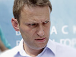 Изучив фото Губарева, оппозиционер Алексей Навальный предположил, что тот инсценировал покушение Изучив фото Губарева, оппозиционер Алексей Навальный предположил, что тот инсценировал покушение