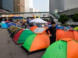 Новые столкновения полиции и протестующих в Гонконге: стражи порядка применили перцовый газ