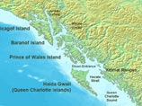Канадская береговая охрана буксирует потерявший ход российский сухогруз "Симушир" у западного побережья архипелага Хайда-Гуаи