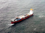 Канадский морской буксир Barbara Foss закрепил трос и начал буксировку аварийного российского контейнеровоза "Симушир" в безопасный район
