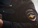 Пострадавшая сочла рассказ Коломойца подозрительным, и сообщила о своих сомнениях мужу. Тот передал оперативникам номер телефона, с которого жена звонила ему сразу после ограбления Пострадавшая сочла рассказ Коломойца подозрительным, и сообщила о своих сомнениях мужу. Тот передал оперативникам номер телефона, с которого жена звонила ему сразу после ограбления