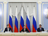Министр рассказал также, что по итогам заседания премьер-министр РФ Дмитрий Медведев дал ряд поручений, направленных на улучшение работы инвесторов в РФ