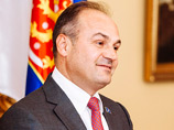 Глава косовского МИДа впервые приехал в Сербию с официальным визитом