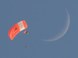 Вице-президент Google превзошел Баумгартнера, прыгнув с парашютом с высоты в 41 км
