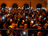 В Венгрии многотысячный митинг против введения налога на интернет закончился погромами В Венгрии многотысячный митинг против введения налога на интернет закончился погромами