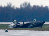 В ночь на 21 октября во Внуково разбился и сгорел французский легкомоторный самолет Falcon 50, столкнувшийся при взлете со снегоуборочной машиной