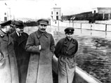 Как показало исследование, две трети россиян уверены, что в СССР в 1930-х годах проводились "массовые политрепрессии", 16% считают, что их не было. 56% опрошенных высказали мнение, что в то время от политрепрессий "мог пострадать любой человек" Как показало исследование, две трети россиян уверены, что в СССР в 1930-х годах проводились "массовые политрепрессии", 16% считают, что их не было. 56% опрошенных высказали мнение, что в то время от политрепрессий "мог пострадать любой человек"