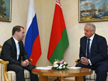 21 октября, в Минске встретились и премьер-министры двух стран - Дмитрий Медведев и Михаил Мясникович