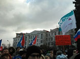 Митинг врачей против городской реформы здравоохранения, предусматривающей закрытие части больниц и сокращение рабочих мест. Москва, Суворовская площадь