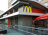 Закрытый по требованию Роспотребнадзора первый в России McDonald's начнет работу в конце ноября
