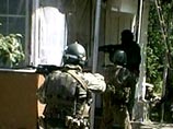 В Кабардино-Балкарии уничтожена лаборатория по производству взрывчатки, трое силовиков подорвались на мине
В Кабардино-Балкарии уничтожена лаборатория по производству взрывчатки, трое силовиков подорвались на мине