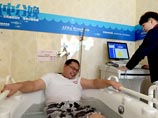 В Китае мужчины смогли на себе почувствовать, насколько больно женщинам рожать В Китае мужчины смогли на себе почувствовать, насколько больно женщинам рожать