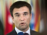 Министр иностранных дел Украины Павел Климкин заявил о необходимости расследовать инцидент и наказать виновных, а также попросил международных экспертов открыть миссию на территории, контролируемой сепаратистами