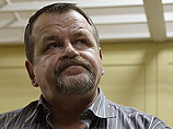 Авиационный дебошир Сергей Кабалов, осужденный на год и восемь месяцев за избиение бортпроводника, вышел из колонии Авиационный дебошир Сергей Кабалов, осужденный на год и восемь месяцев за избиение бортпроводника, вышел из колонии