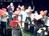 Скандал с остановкой израильскими военными "Флотилии свободы", которая четыре года назад шла прорывать блокаду Сектора Газа, чтобы доставить жителям гуманитарные грузы, по всей видимости, не получит дальнейшего развития Скандал с остановкой израильскими военными "Флотилии свободы", которая четыре года назад шла прорывать блокаду Сектора Газа, чтобы доставить жителям гуманитарные грузы, по всей видимости, не получит дальнейшего развития