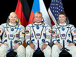 Росавиация готовится к посадке космического корабля "Союз" с тремя космонавтами - будут задействованы десятки единиц техники